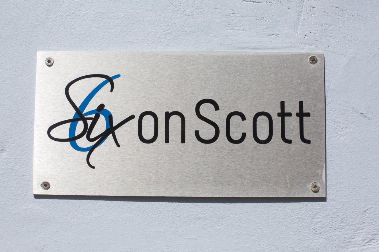 לינה וארוחת בוקר קייפטאון Six On Scott מראה חיצוני תמונה